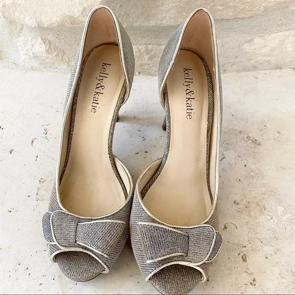 Kelly & Katie Peep Toe Open Side Wedding Gold Silver Sparkle Heels SZ 6 - Picture 2 of 8